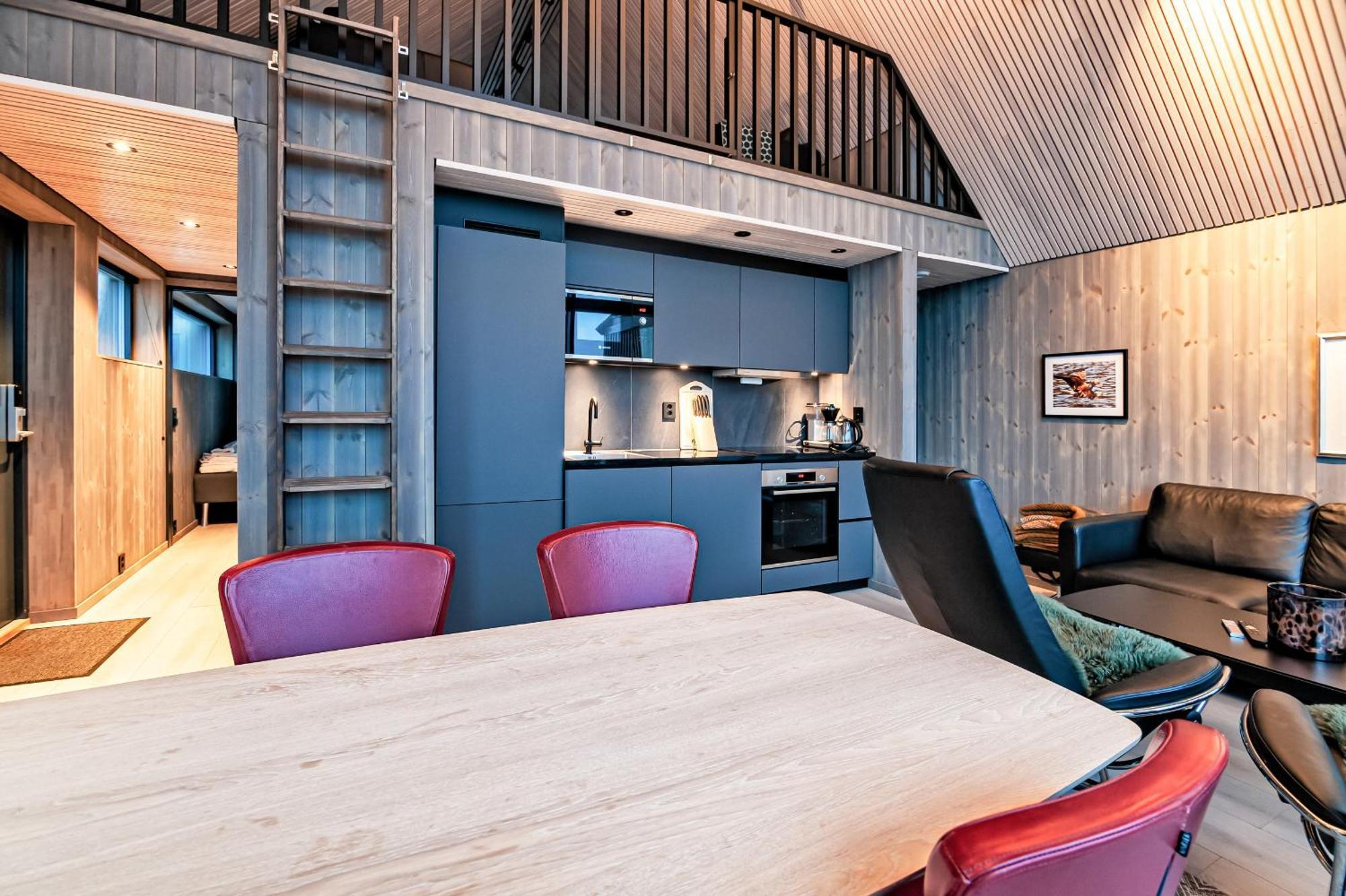 Rorbuleilighet Lysoysundet 1G Henningsvær Exterior foto